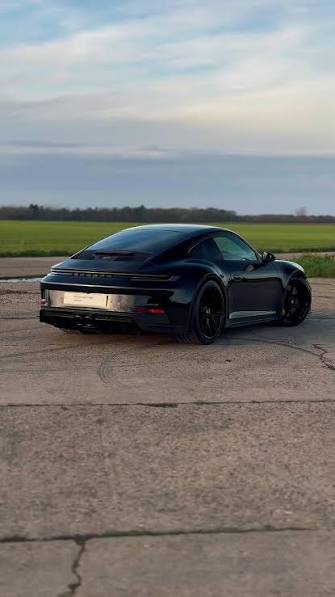 2021–2024 Porsche 911 GT3 Touring